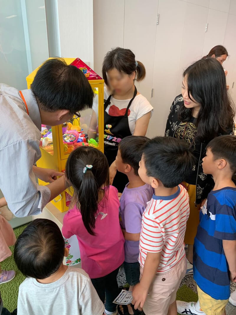 playing kids